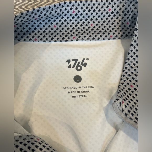 Golf 1/4 zip 1764 NWT - Picture 2 of 3